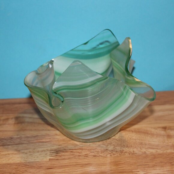 Green Art Glass Vase Signed D. Everson 2011 Handblown Ribbon Glass Handkerchief - Picture 4 of 5